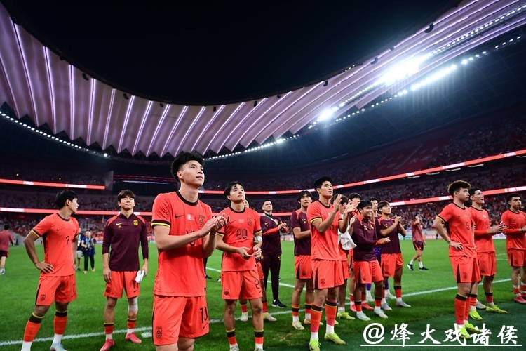 U23男足晋级亚洲杯决赛 中国足球期待更进一步（体育大看台）